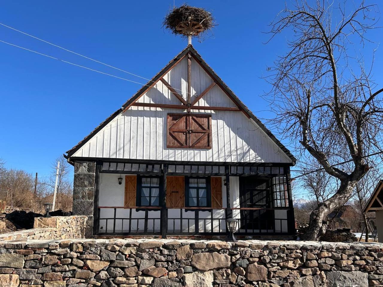 Hnameni Bovadzor Lodge Exterior foto