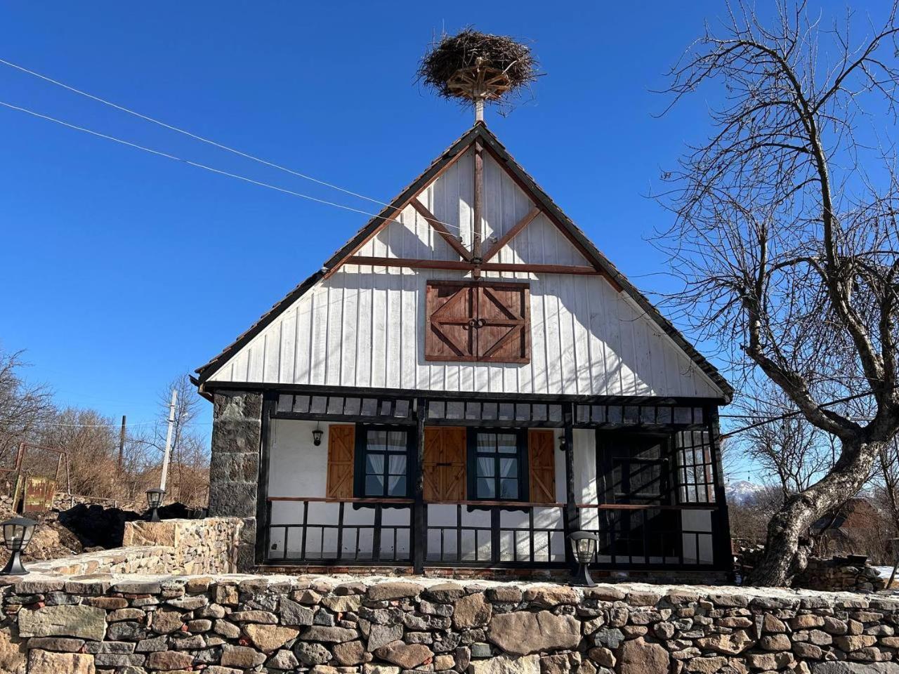 Hnameni Bovadzor Lodge Exterior foto